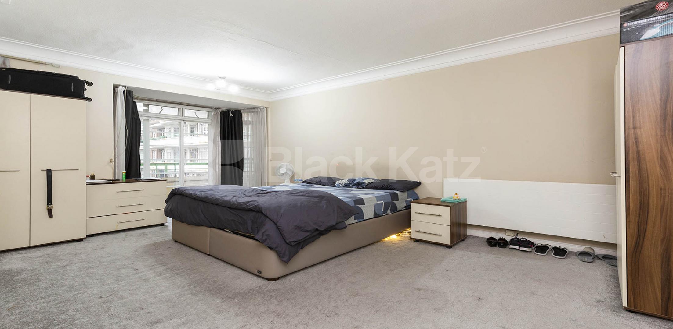 			3 Bedroom, 2 bath, 1 reception Flat			 Dorset House, Gloucester Place , Baker Street